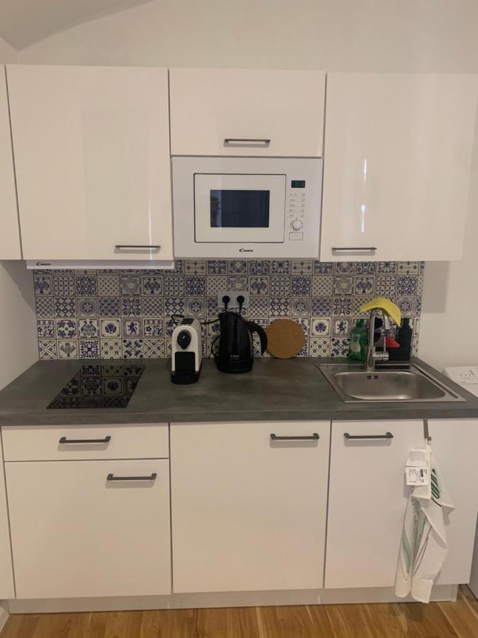 New Apartments Chain Florenc Прага Екстер'єр фото